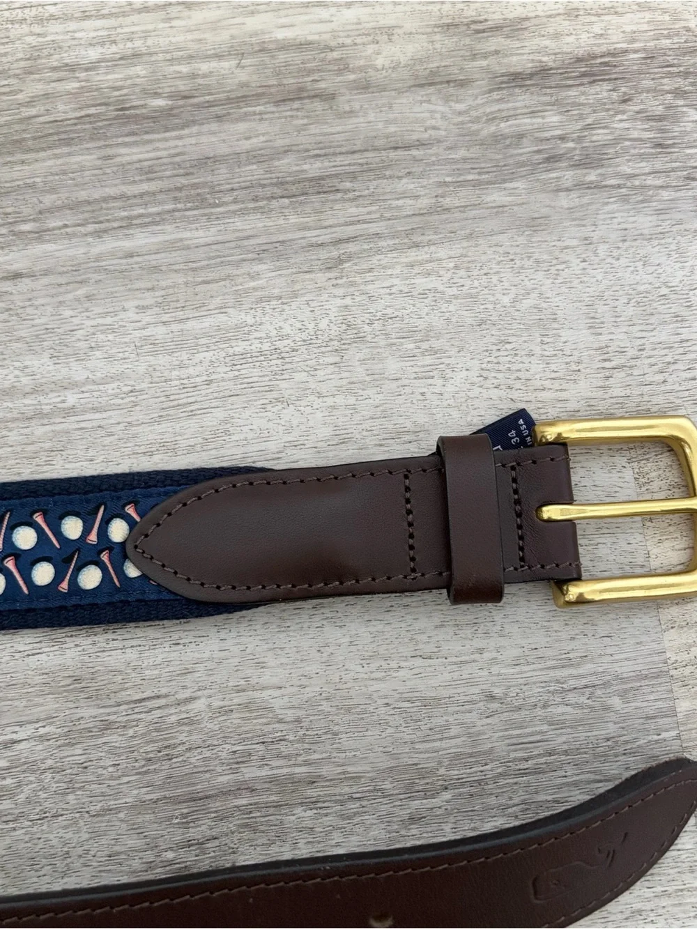 Vineyard Vines Men’s Belt Size 34 Navy Golf Theme Leather Brass Buckle EUC
